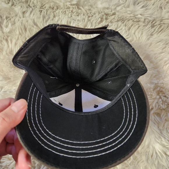 Chicago wolves mens adjustable hat - Picture 3 of 5